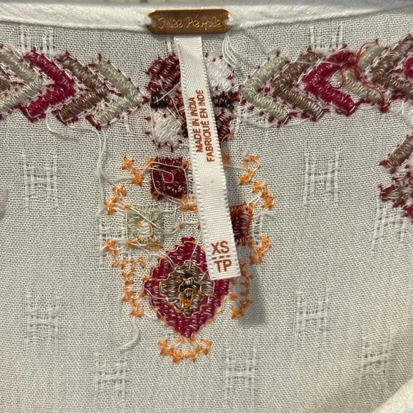 Free People Ariana White and Red embroidered tunic top size X Small - Picture 5 of 13